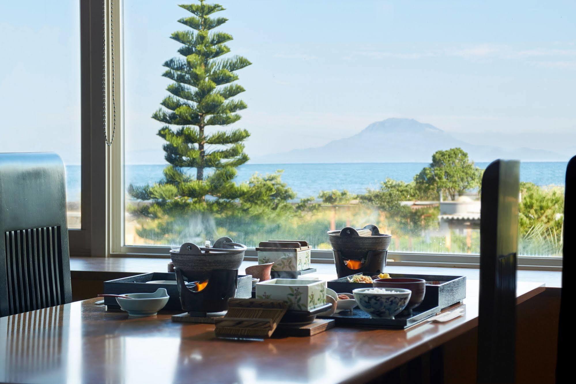 Koran No Yu Kinkouro Hotell Ibusuki Exteriör bild